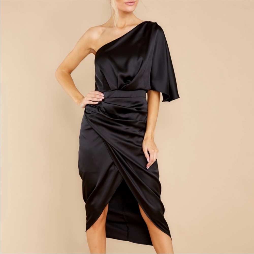 NWT DO+BE Chic Black One-Shoulder Dress